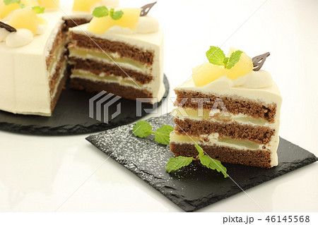 ラ フランスのショートケーキの写真素材