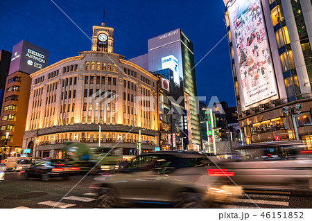 《東京都》銀座の夜景・歩行者天国 《東京都》銀座の夜景・歩行者天国 46151852