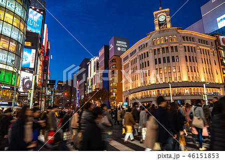 《東京都》銀座の夜景・歩行者天国 《東京都》銀座の夜景・歩行者天国 46151853
