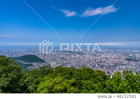《北海道》札幌市のパノラマ風景・藻岩山より 46152501