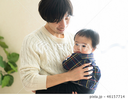 赤ちゃん 育児 赤ちゃん 育児 46157714