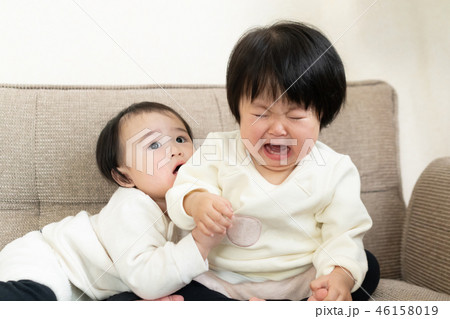 赤ちゃん 育児 赤ちゃん 育児 46158019