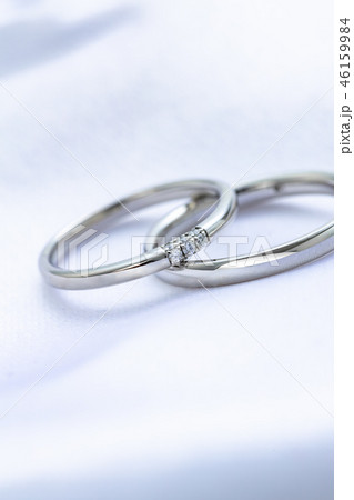 ダイヤモンドが入った結婚指輪 46159984