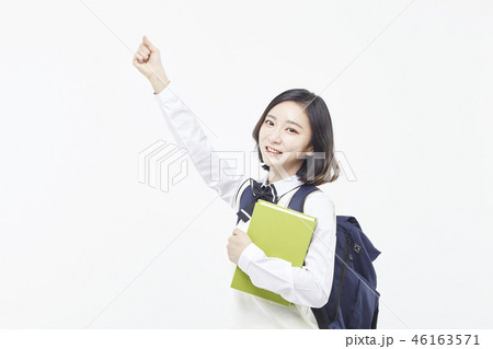 高校生 制服 女性 46163571