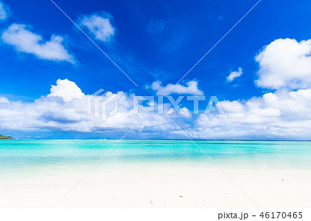 夏イメージ　海・ビーチ・青空　グアム 46170465