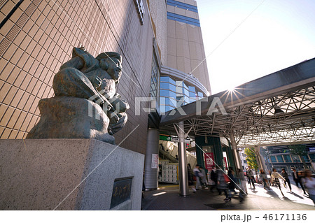 日本の東京都市景観　ゑびす像や恵比寿駅などを望む 46171136