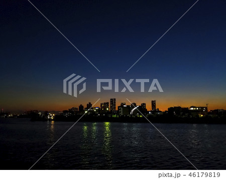 夕方の東京　都市風景 46179819