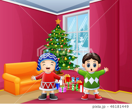 Happy kids celebration a christmas in the home 46181449