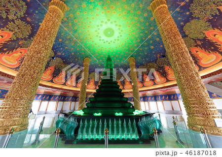 タイ・バンコクのワット・パクナム寺院 タイ・バンコクのワット・パクナム寺院 46187018