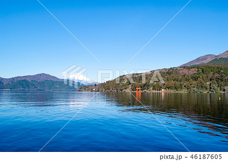 神奈川県 箱根町 芦ノ湖(あしのこ)と富士山 神奈川県 箱根町 芦ノ湖(あしのこ)と富士山 46187605