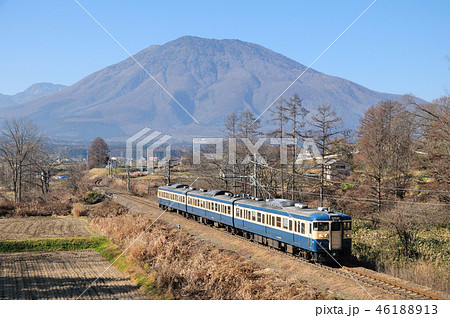 黒姫山としなの鉄道115系電車 46188913