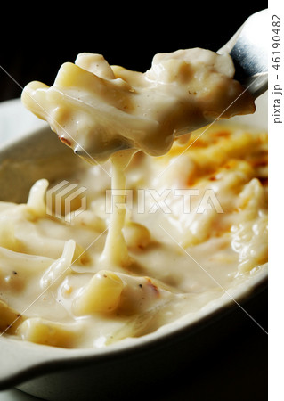 チキンのマカロニグラタン 46190482