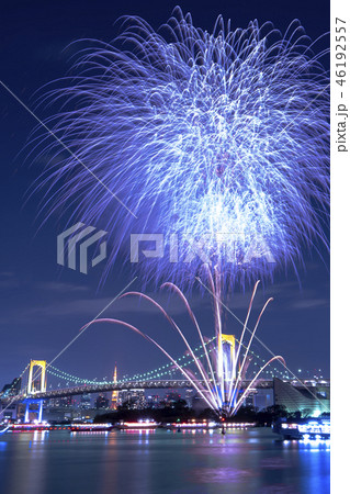 お台場レインボー花火 縦構図 お台場レインボー花火 縦構図 46192557