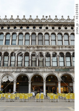 Cafe on Piazza San Marco 46194088