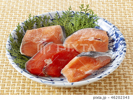 鮭　切り落し 46202343