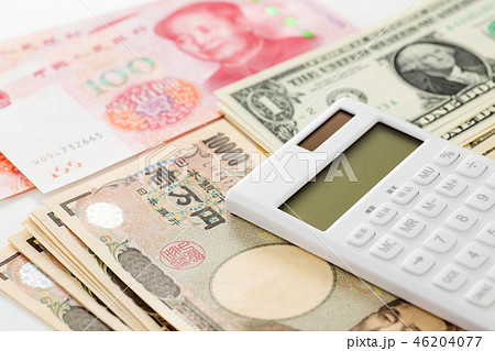 お金　外貨 46204077