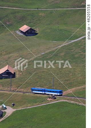 スイスの登山鉄道 46205558
