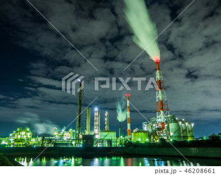 姫路市播磨臨海工業地域の工場夜景　ダイセル化学工場 46208661