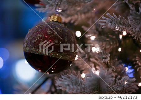 Red ball hanging on the christmas Red ball hanging on the christmas 46212173