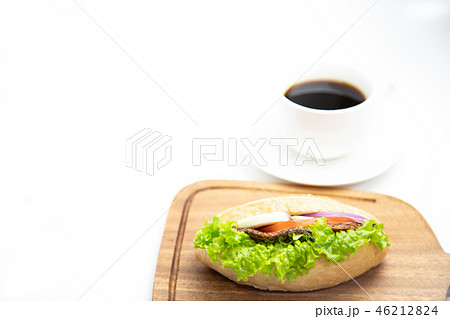 パストラミサンド 46212824