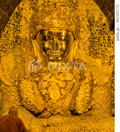 Mahamuni Buddha in Myanmar 46220772