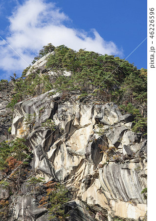 昇仙峡　御嶽昇仙峡　秋イメージ 紅葉　山岳　縦構図 46226596