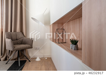 Stylish modern interior with white walls and parquet 46232917