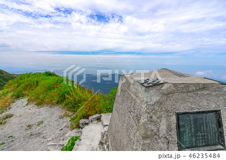 百名山「伯耆大山」剣ヶ峰山頂から、日本海、境港方面の眺め！(鳥取県)※作品コメント欄に撮影位置あり 46235484