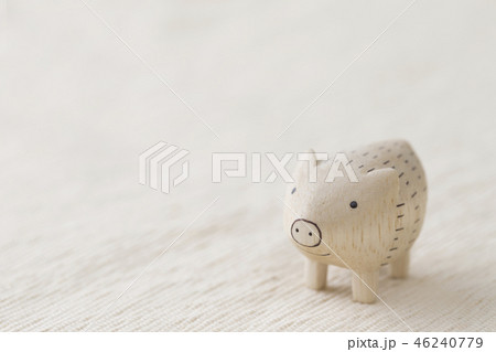 イノシシの年賀素材 46240779