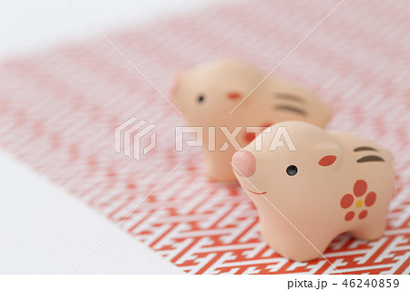 イノシシの年賀素材 46240859