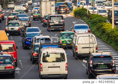 《東京都》東京ラッシュアワー・自動車 46248062