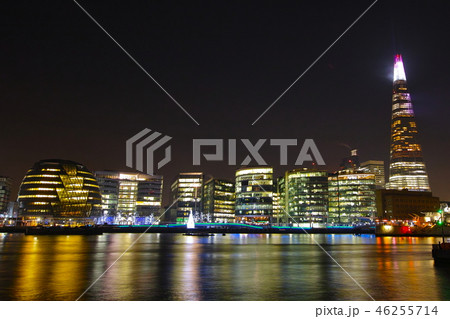ロンドンの夜景 46255714
