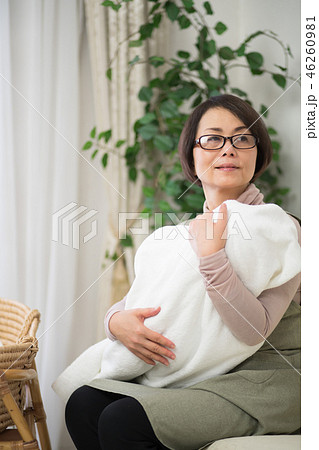 中高年女性 中高年女性 46260981