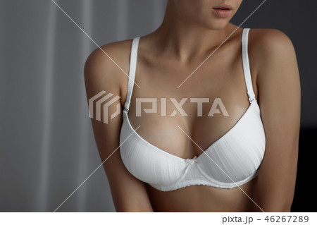 Beautiful body of woman 46267289