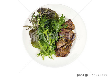 Slices of fried liver, green leaves of salads Slices of fried liver, green leaves of salads 46272359