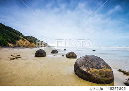 Moeraki Boulders. Oamaru New Zealand 46275806
