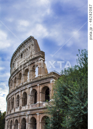 Colosseum in in Rome 46282087