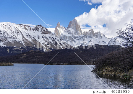 Monte Fitz Roy and Lake Capri 46285959