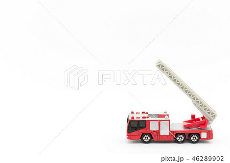 はしご付き消防車:fire truck はしご付き消防車:fire truck 46289902