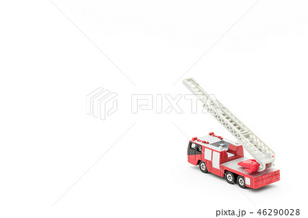 消防車自動車:fire engine 46290028
