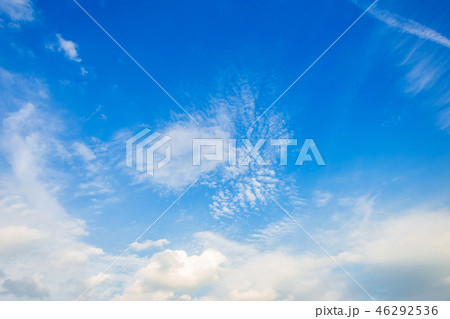 blue sky background texture with white clouds. blue sky background texture with white clouds. 46292536
