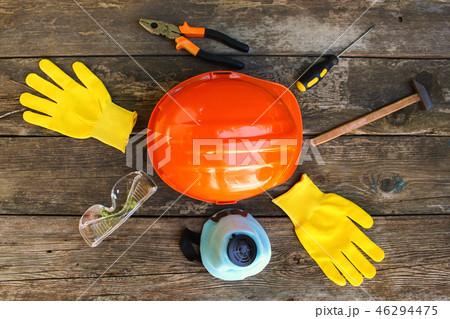 Construction tools and means of protection   46294475