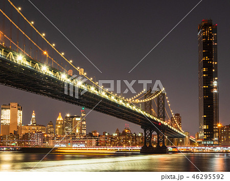 ニューヨーク　マンハッタン・ブリッジとマンハッタン 46295592