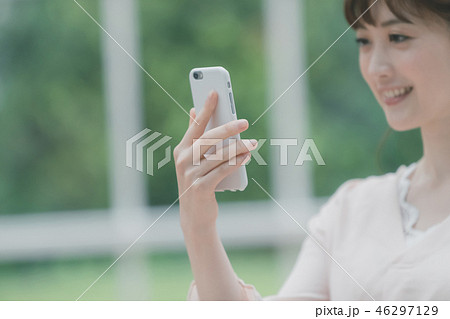 young woman young woman 46297129