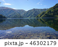 朝日連峰大鳥池に映る以東岳 46302179