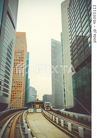 Monorail in Tokyo city, Japan Monorail in Tokyo city, Japan 46303113