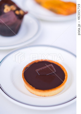 Chocolate Tart Dessert 46305759