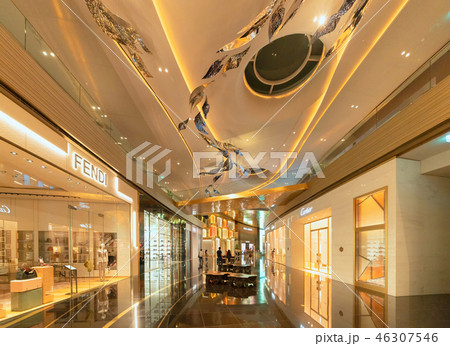 Icon Siam, plaza shopping mall in the modern build 46307546