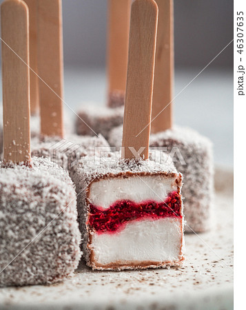 Lamington ice cream pops 46307635