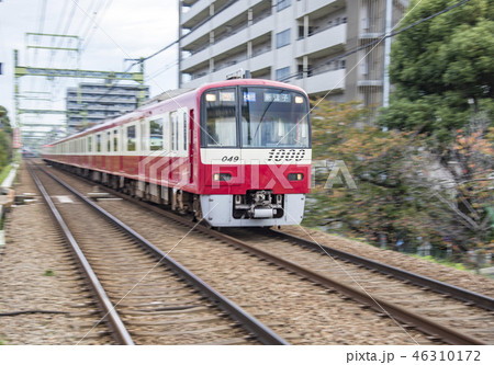 【京浜急行 1000形 仲木戸駅 流し撮り】 【京浜急行 1000形 仲木戸駅 流し撮り】 46310172